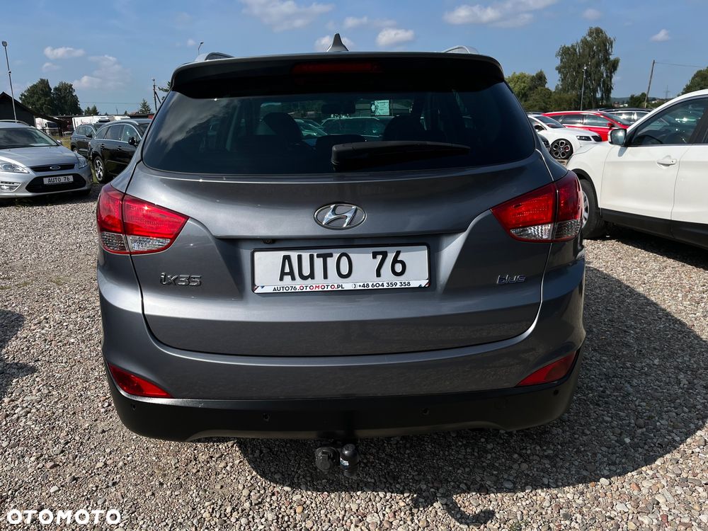 Hyundai ix35 1.7 CRDi 2WD blue Finale Silver - 4