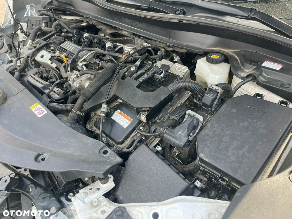Lexus UX 250h GPF Business 2WD - 14
