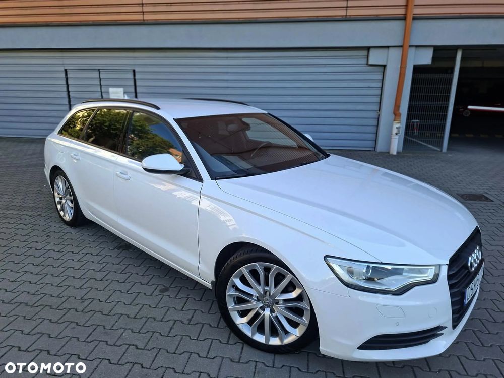 Audi A6 Avant - 16