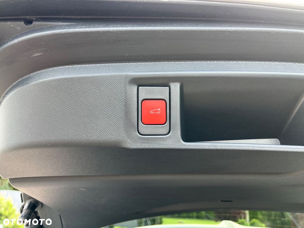 Opel Astra 1.5 D Automatik Edition - 28