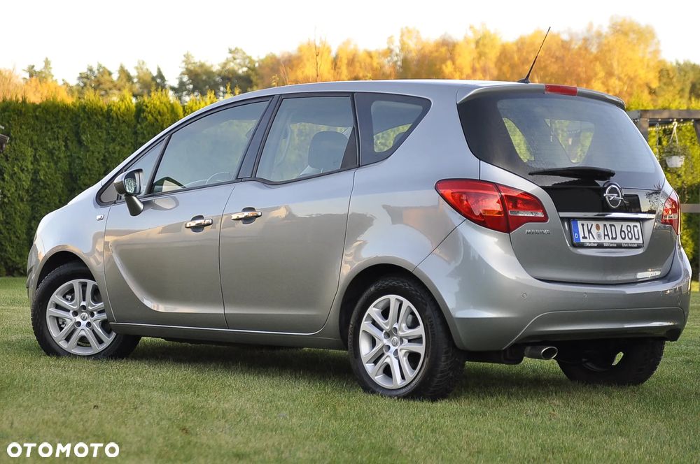 Opel Meriva 1.4 Design Edition - 8
