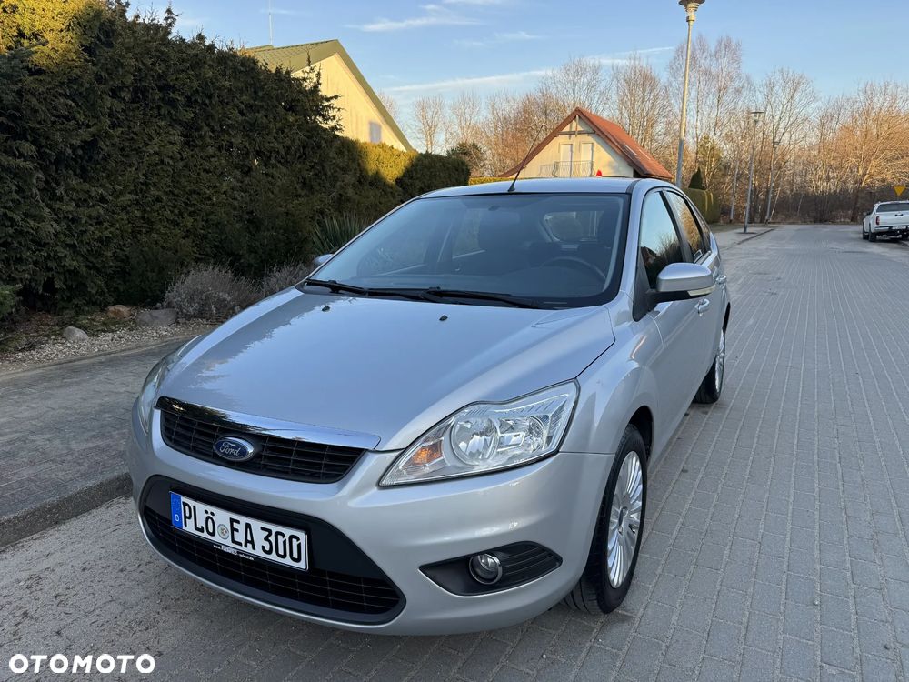 Ford Focus 1.6 16V Style+ - 11