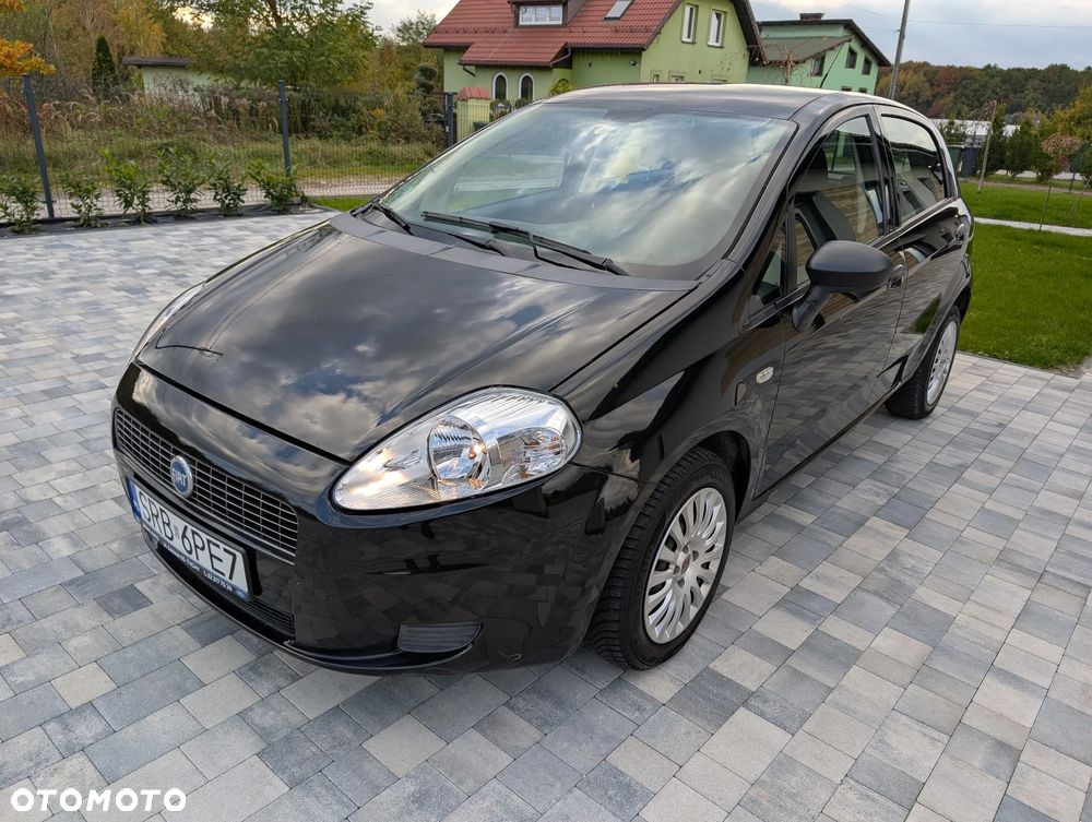 Fiat Grande Punto 1.4 8V - 27