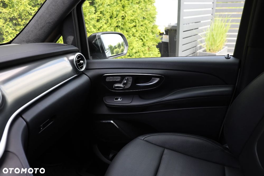 Mercedes-Benz Klasa V 250 d 4-Matic Exclusive 7G-Tronic - 15