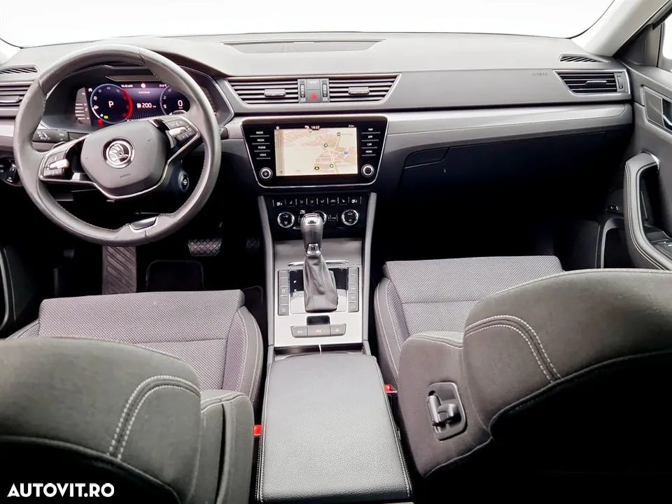 Skoda Superb Combi 2.0 TDI DSG Style - 13