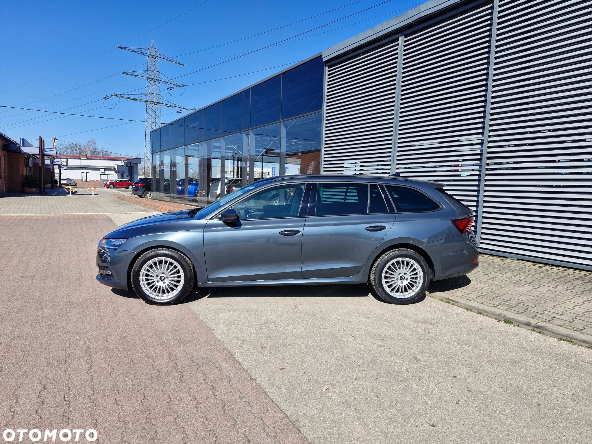 Skoda Octavia 2.0 TDI Ambition DSG - 2