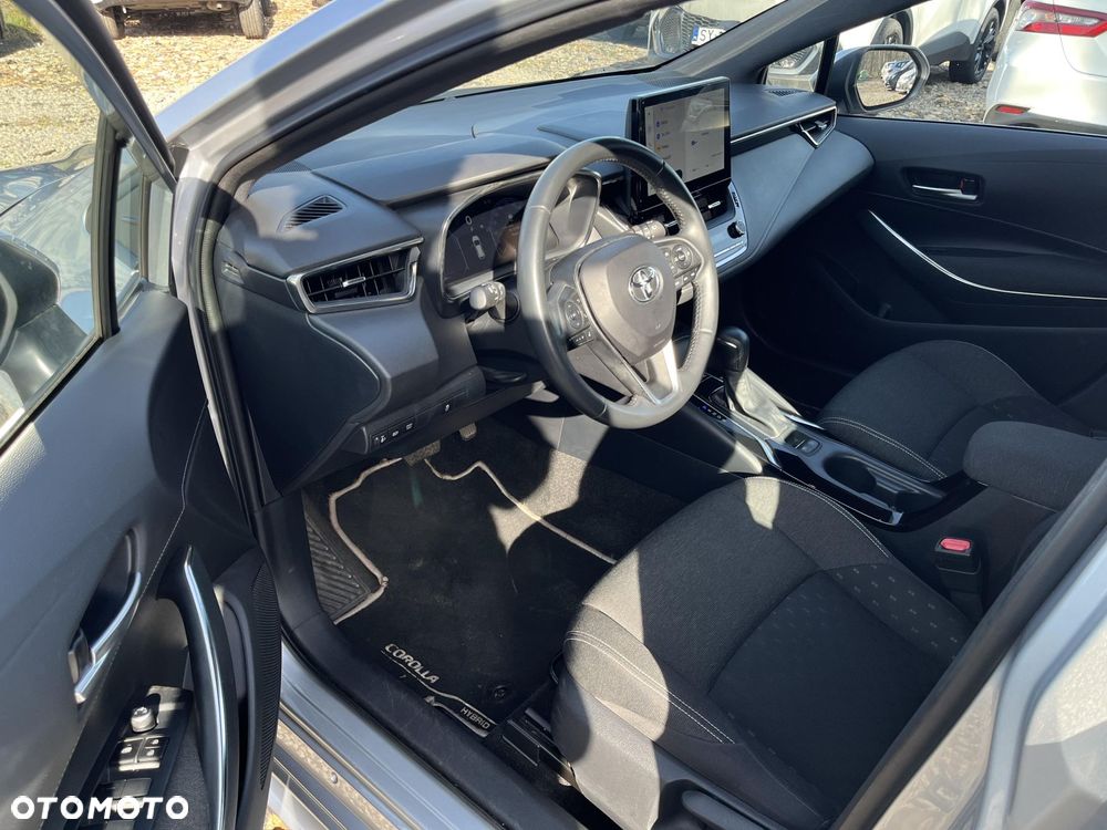 Toyota Corolla 1.8 Hybrid Comfort - 16