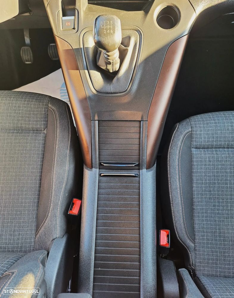 Peugeot Rifter 1.5 BlueHDi Longa GT Line - 16