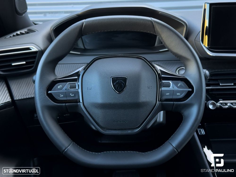 Peugeot e-2008 54 kWh Allure - 39
