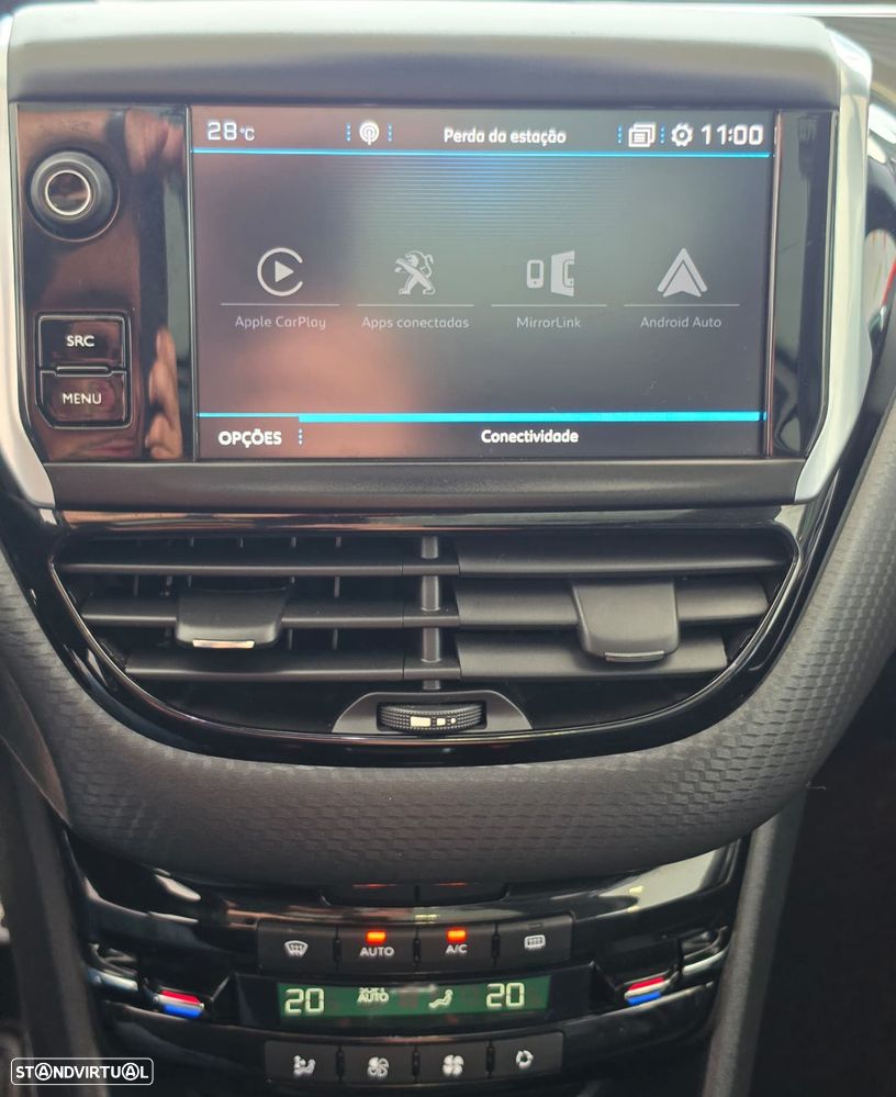 Peugeot 2008 1.2 PureTech Crossway - 24
