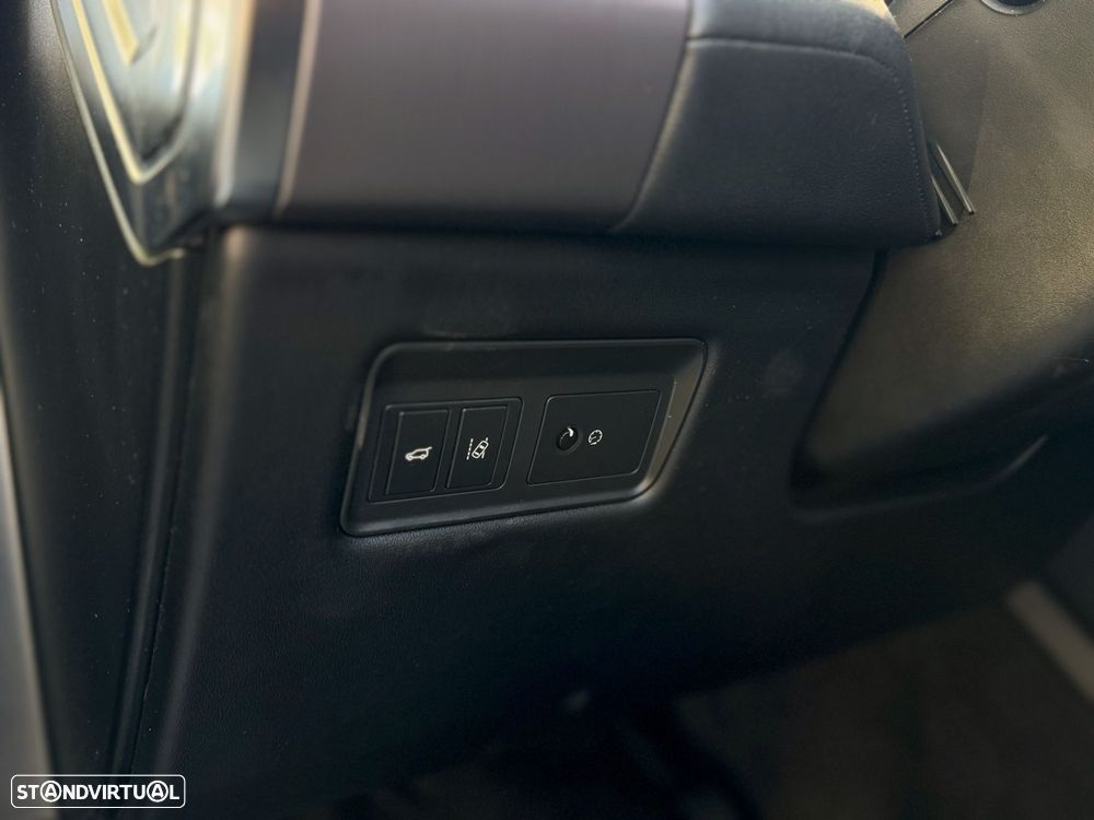 Land Rover Range Rover Sport 2.0 SD4 HSE - 30