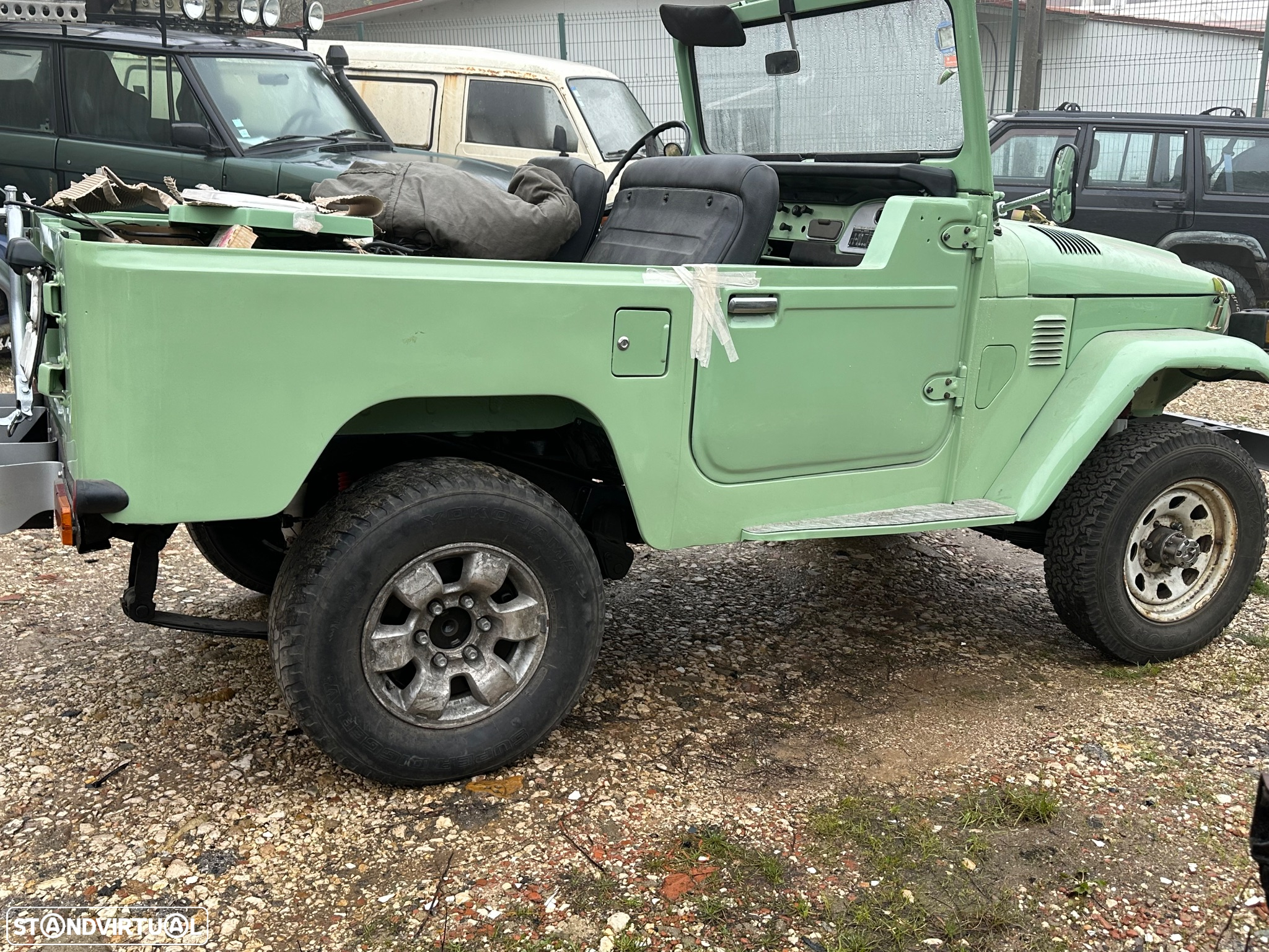 Toyota Land Cruiser - 27