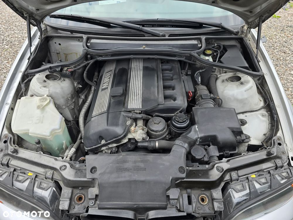 BMW Seria 3 320Ci - 23