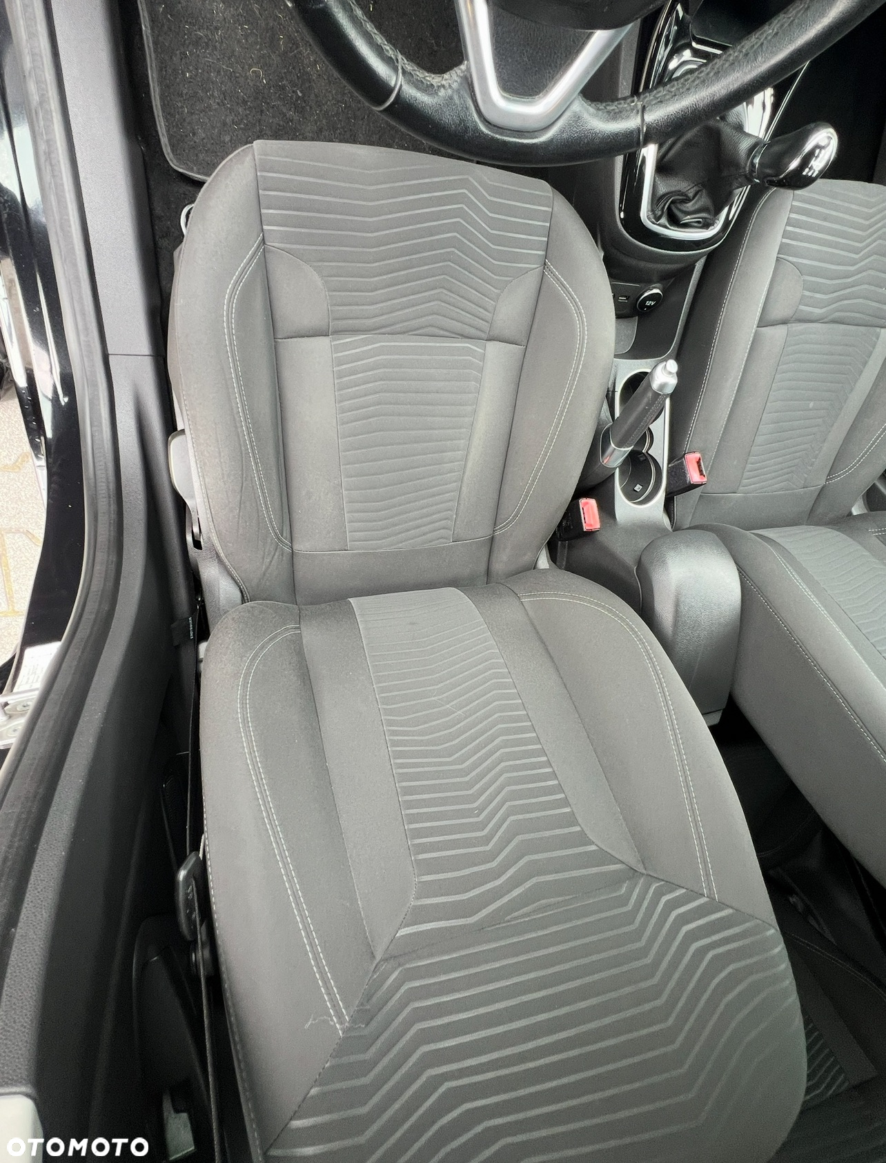 Ford Fiesta 1.0 EcoBoost Start-Stop Titanium - 11