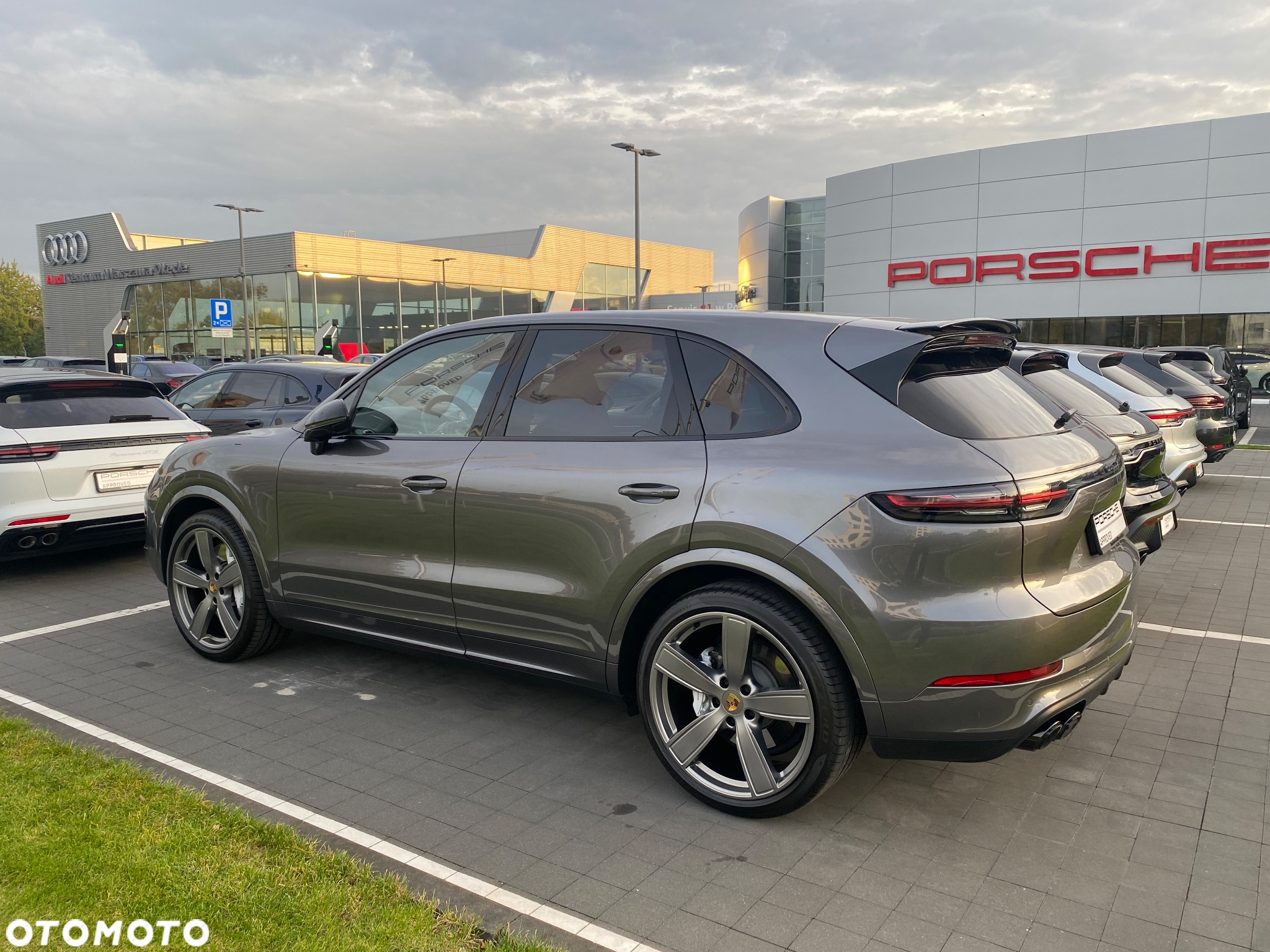 Porsche Cayenne Turbo - 2