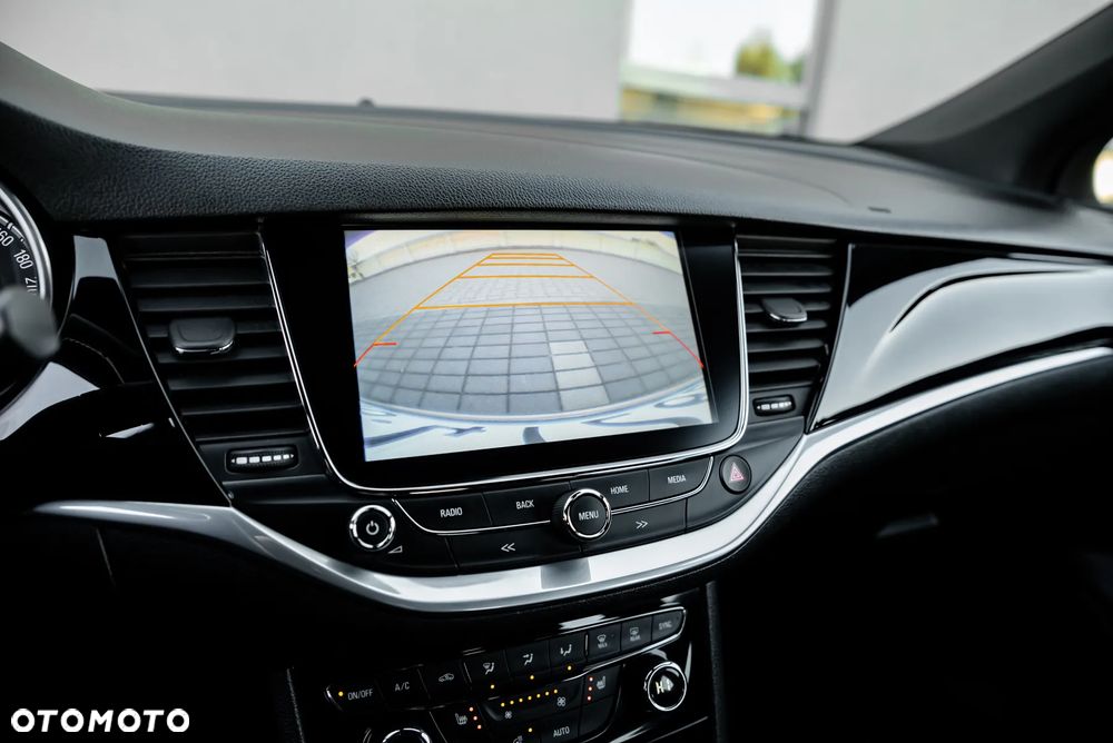 Opel Astra V 1.4 T Enjoy S&S - 32