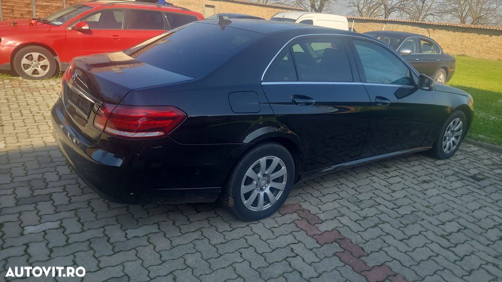 Mercedes-Benz E 200 BlueTEC 7G-TRONIC Avantgarde - 3
