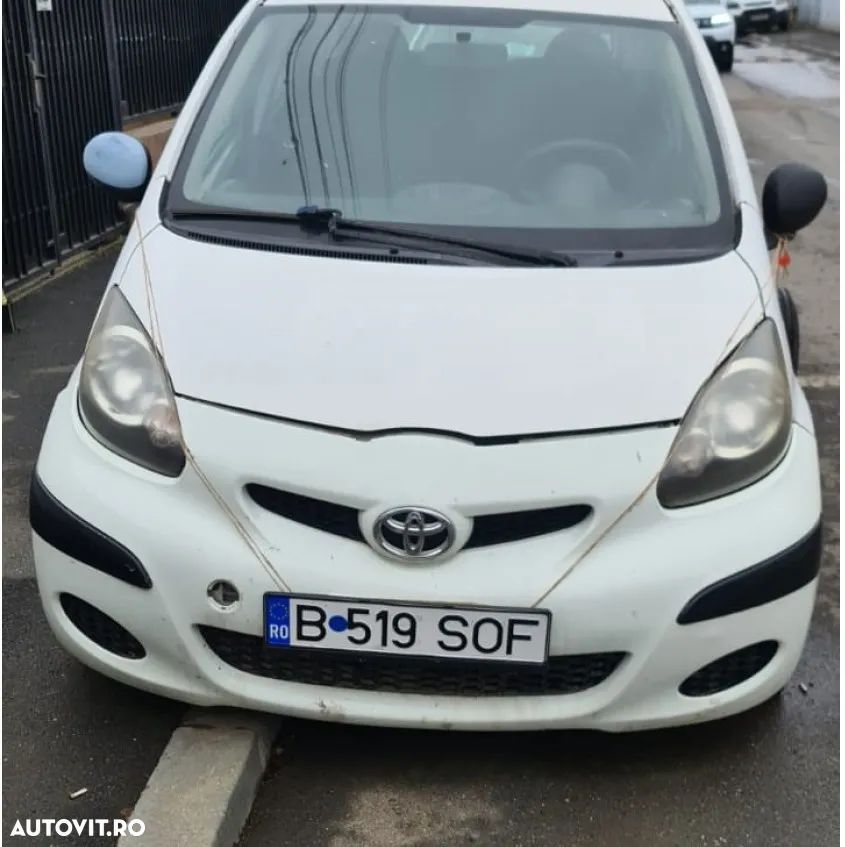 Toyota Aygo - 1