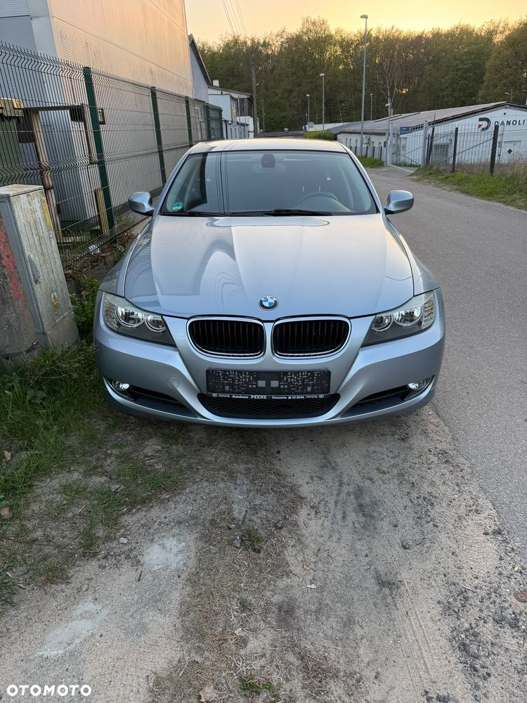 BMW Seria 3 318i Edition Exclusive - 7