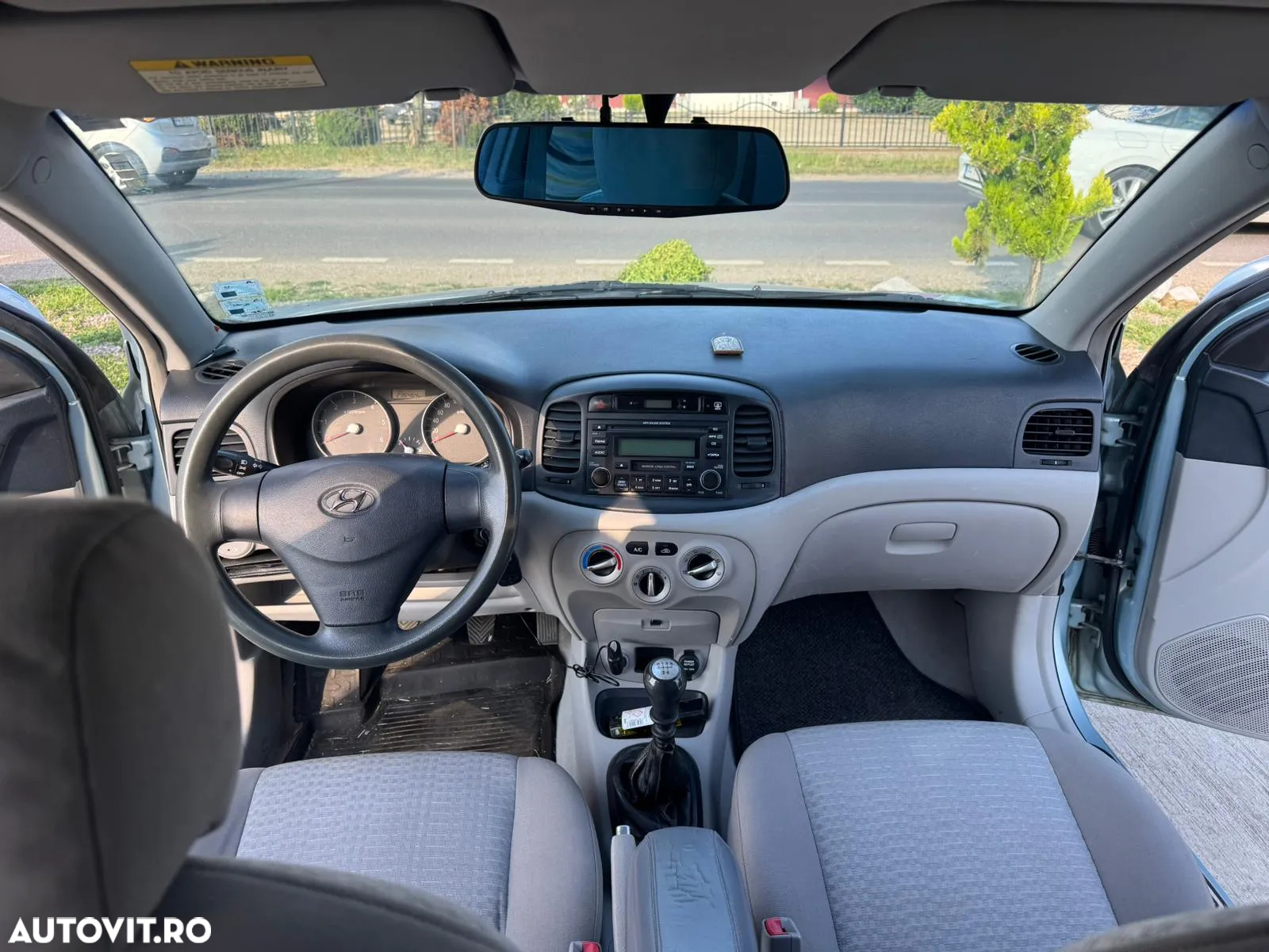 Hyundai Accent 1.5 CRDi - 9