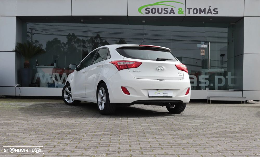 Hyundai i30 1.6 CRDI Blue Comfort - 3