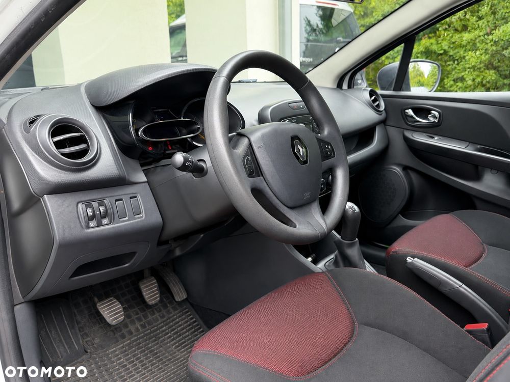 Renault Clio - 9