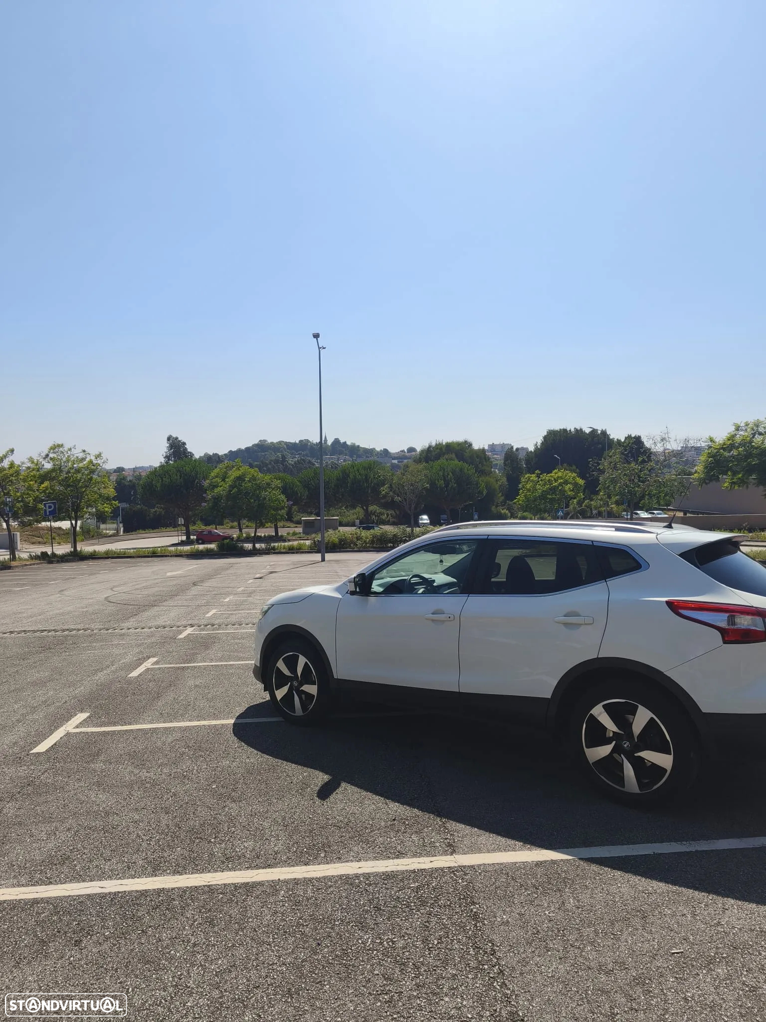 Nissan Qashqai 1.2 DIG-T N-Connecta 18 - 6