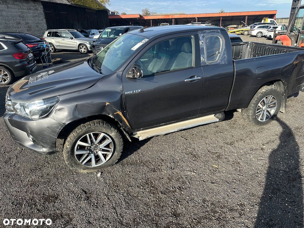 Toyota Hilux 4x4 Double Cab Duty Comfort - 6