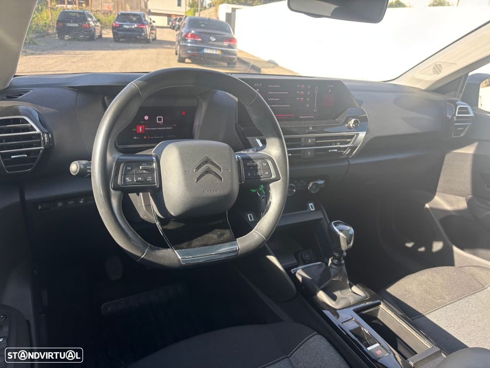 Citroën C4 PureTech 130 Stop&Start SHINE - 20