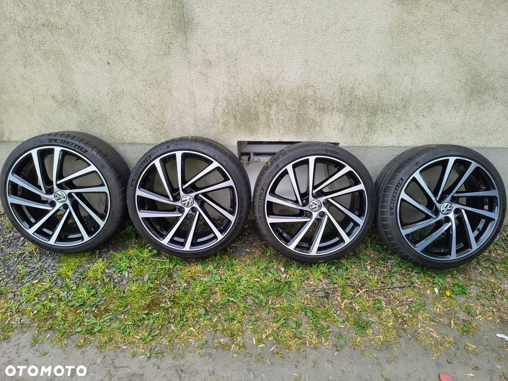 Felgi 19" GMP Wonder 5x112 VW Golf VII + Opony Letnie Michelin - 1
