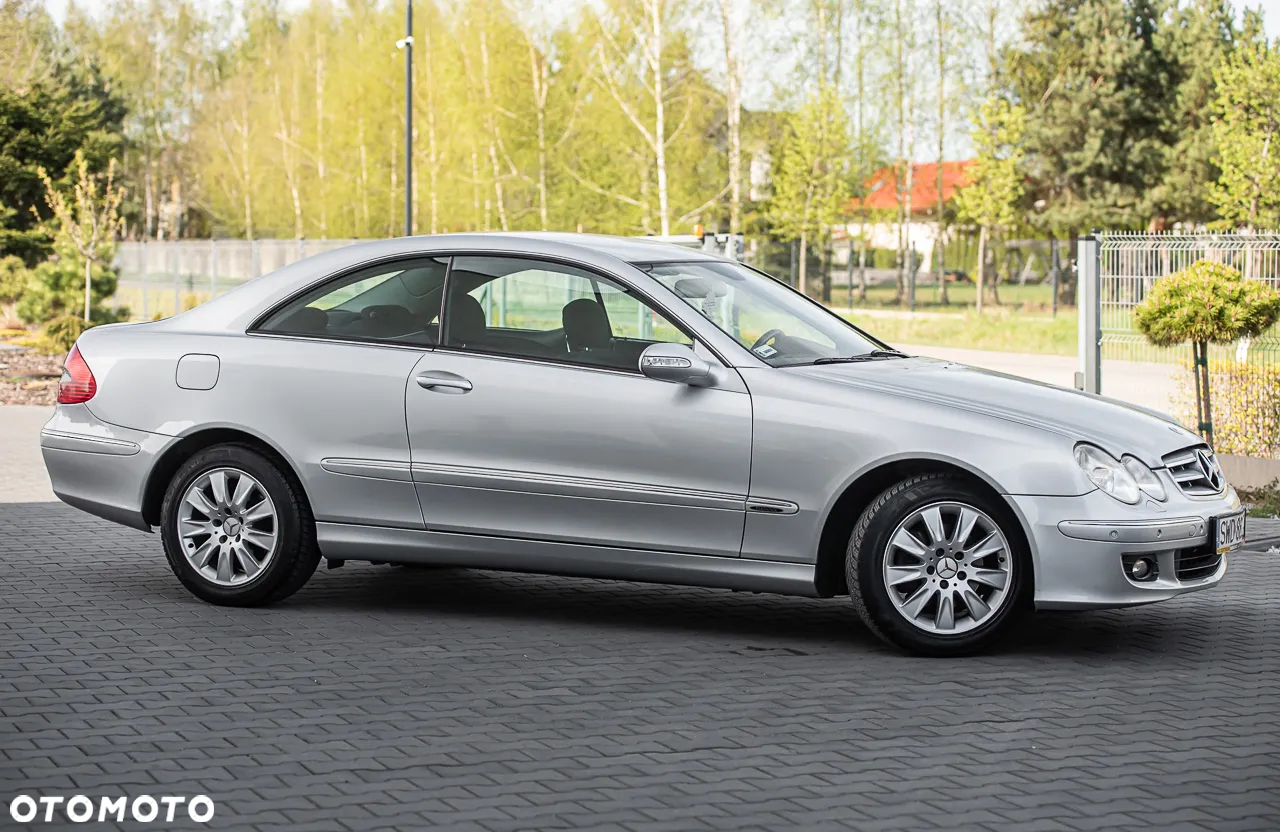 Mercedes-Benz CLK - 11