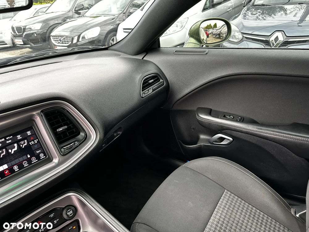 Dodge Challenger Automatik SXT Plus - 15