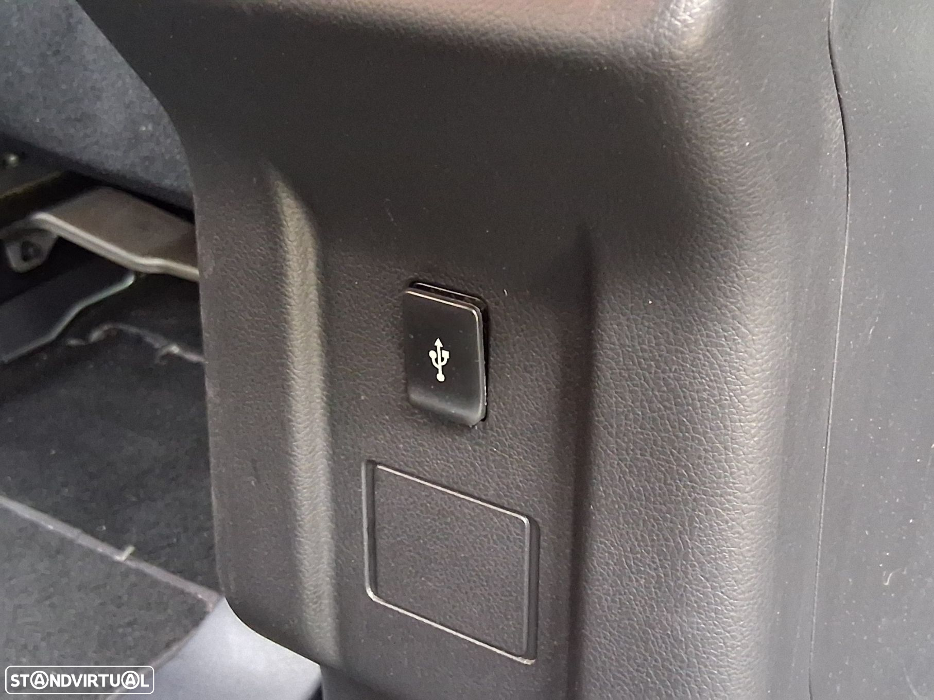 Mitsubishi Outlander 2.4 PHEV Intense - 55