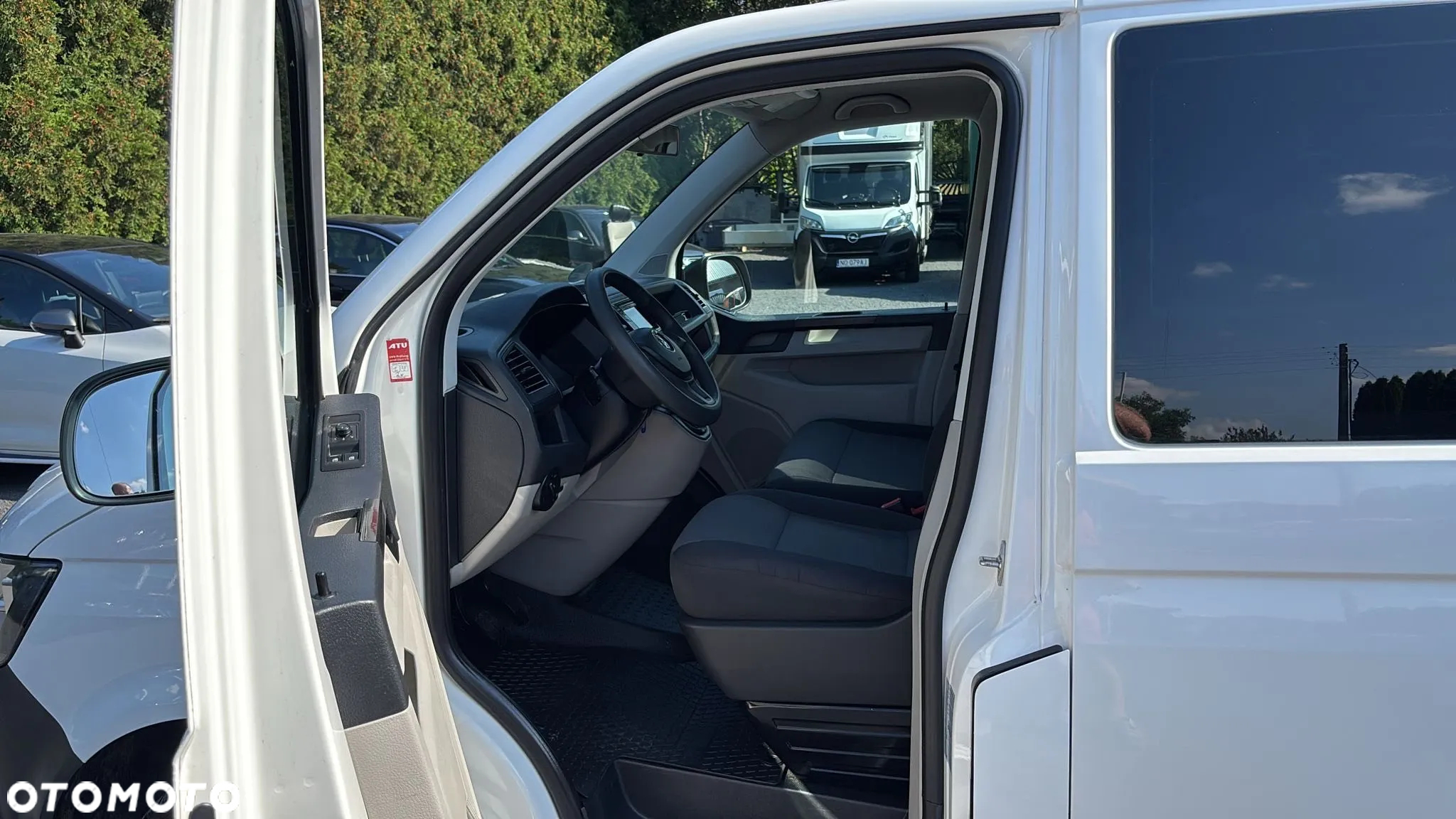 Volkswagen Transporter T6 TDI L2H1 Mixt - 9