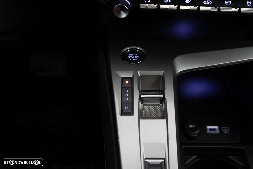 Peugeot 308 1.2 PureTech Allure EAT8 - 24