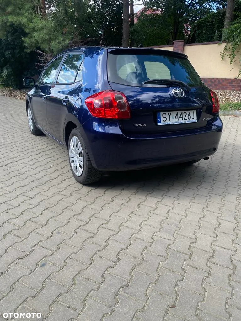 Toyota Auris - 5