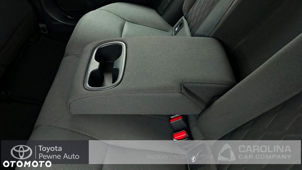 Toyota Corolla - 12
