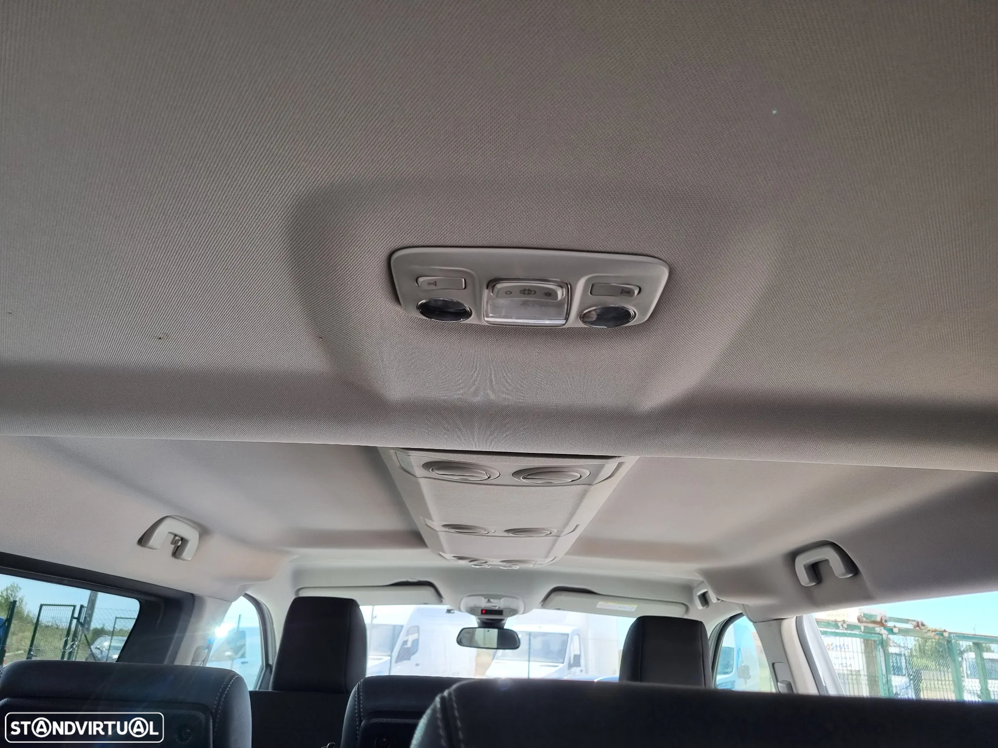 Toyota Proace Verso 1.5 D-4D L3 1.2T Comfort 9L Transporte Crianças - 13
