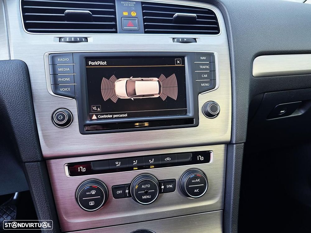 VW Golf 1.6 TDi GPS Edition - 23