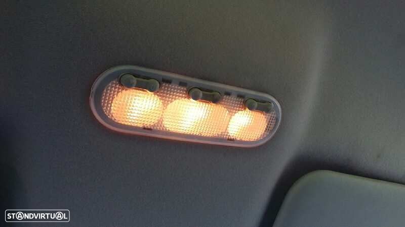 LUZ INTERIOR RENAULT SCENIC II GRAND EMOTION - 1