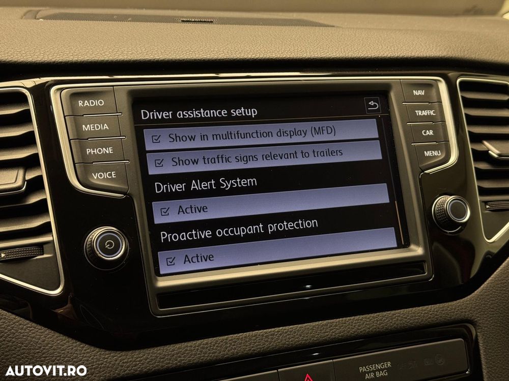 Volkswagen Golf Sportsvan - 16