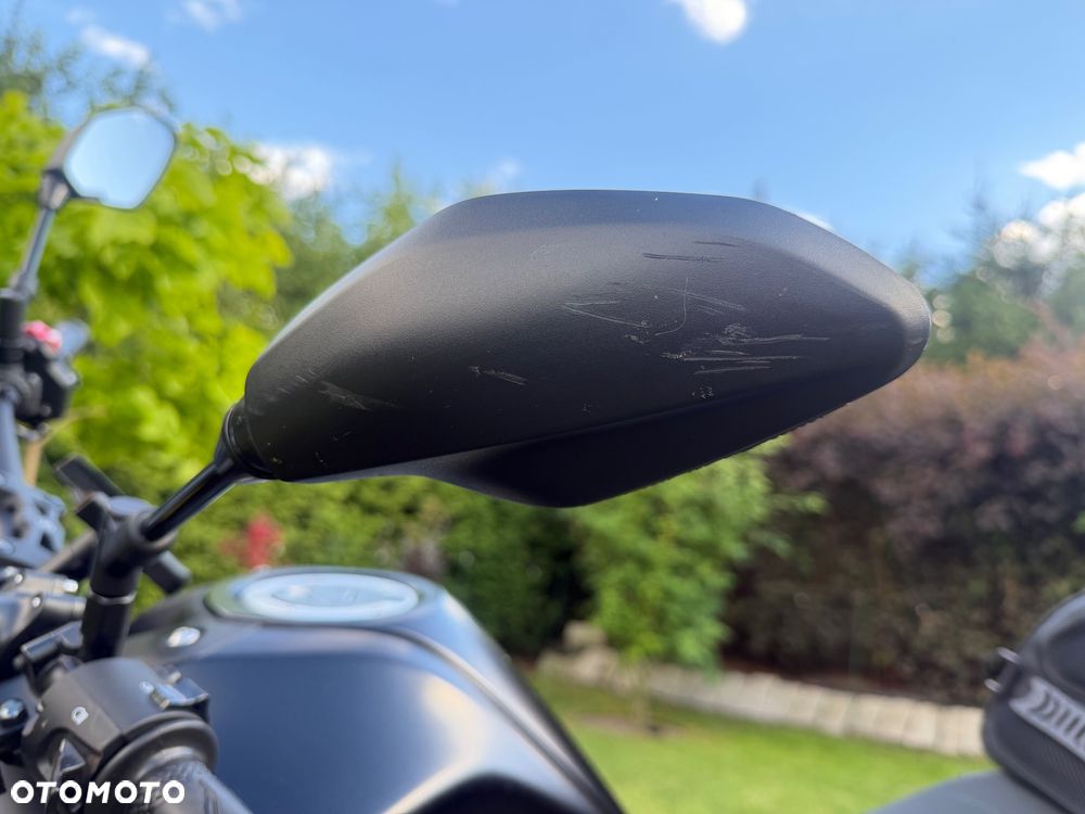 Yamaha MT - 12