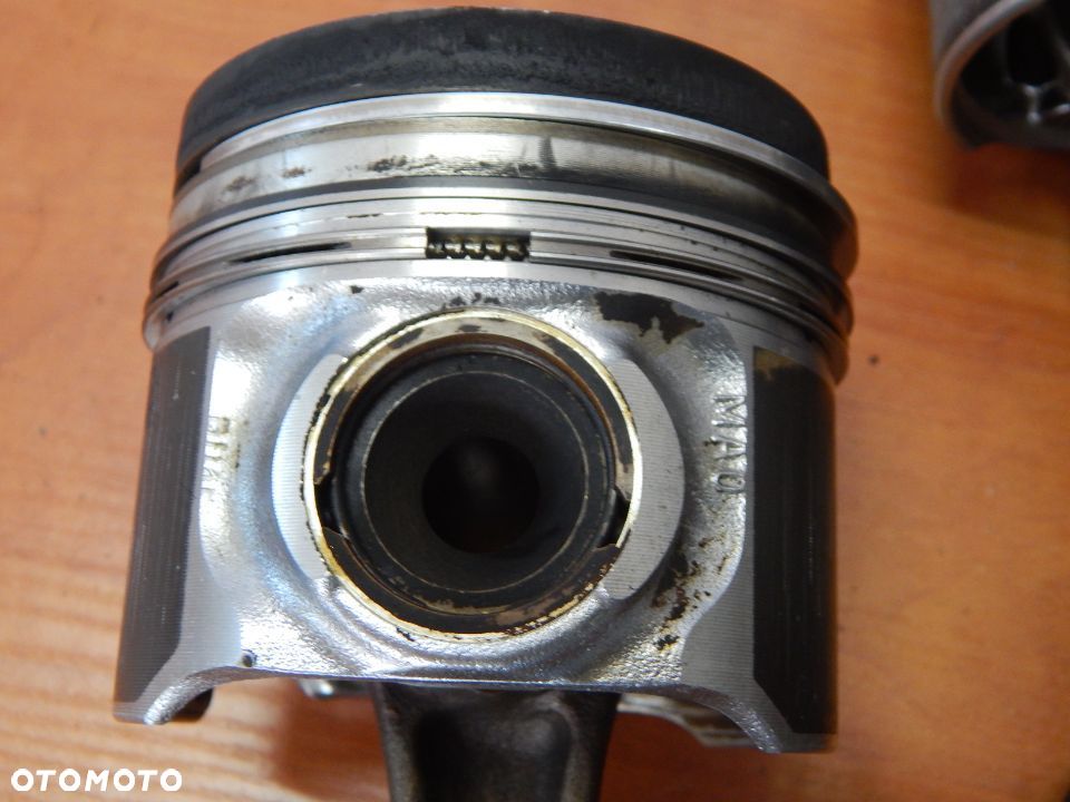 Tłok + korbowód korba 2.5 tdi VW touareg transporter T5 02-12 Łuków częsci - 2