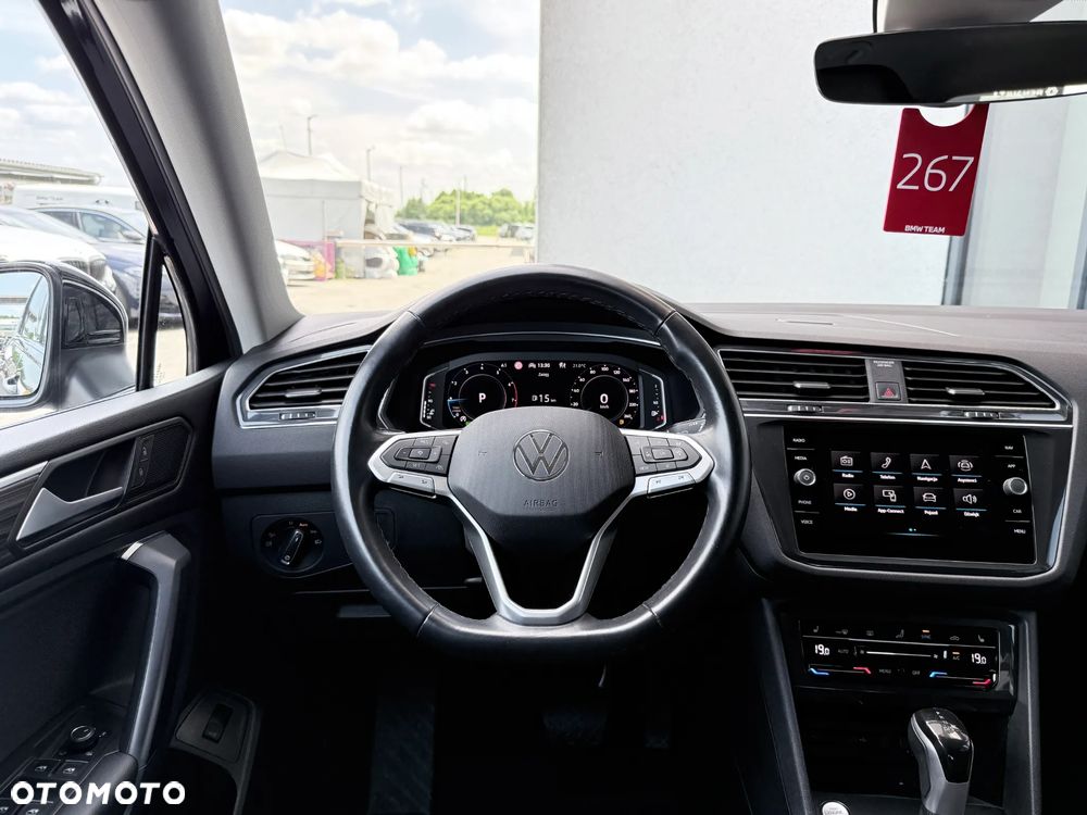 Volkswagen Tiguan 2.0 TSI 4Mot Elegance DSG - 23