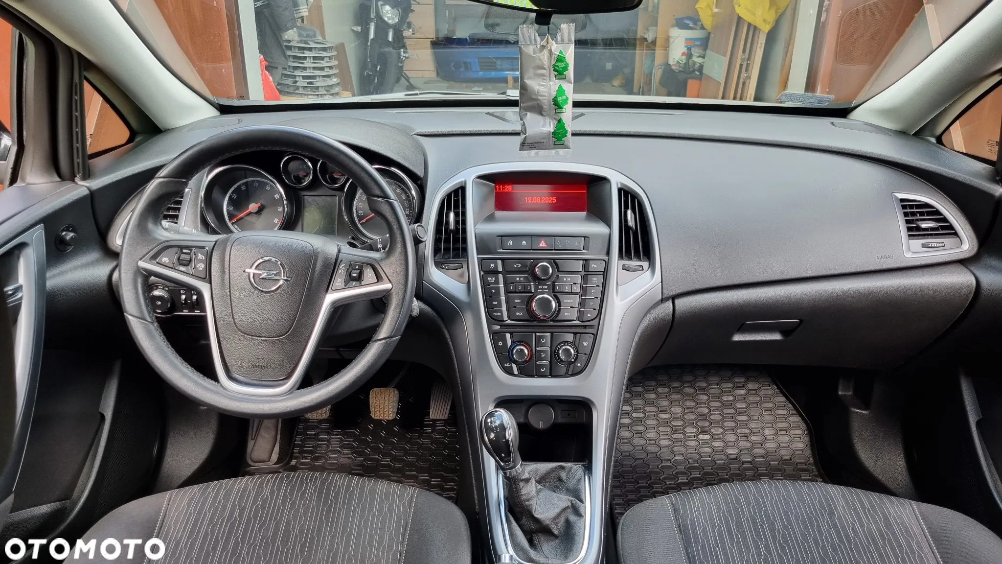 Opel Astra - 14