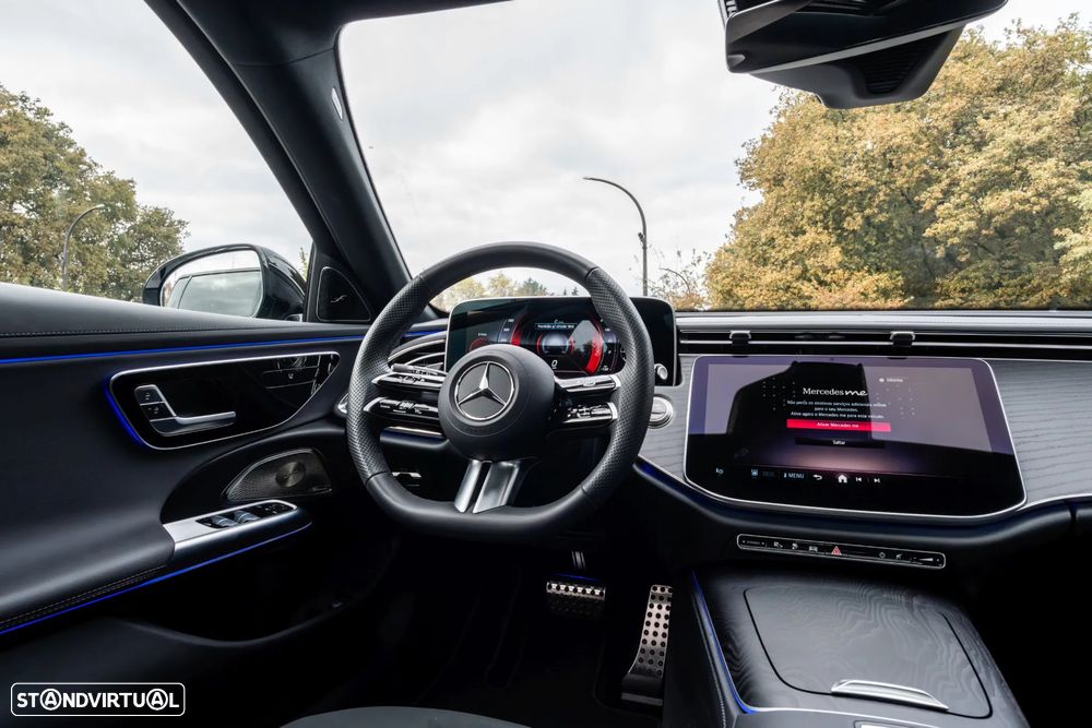 Mercedes-Benz E 300 e 4Matic 9G-TRONIC - 38