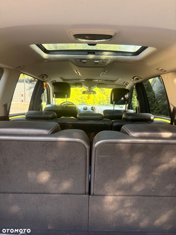 Mercedes-Benz GL 350 CDI BlueEff - 8