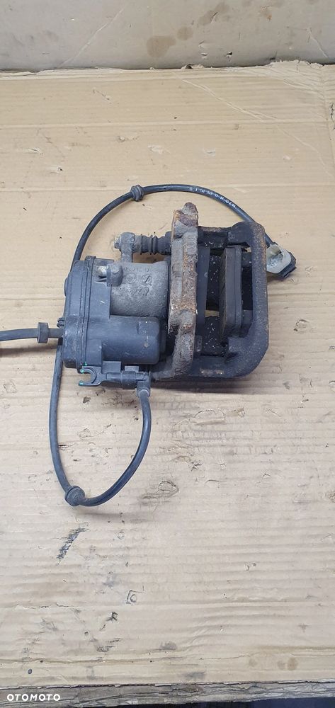 Zacisk hamulcowy lewy tył tylny lewy Mercedes GL X166 W166 AMG - 5