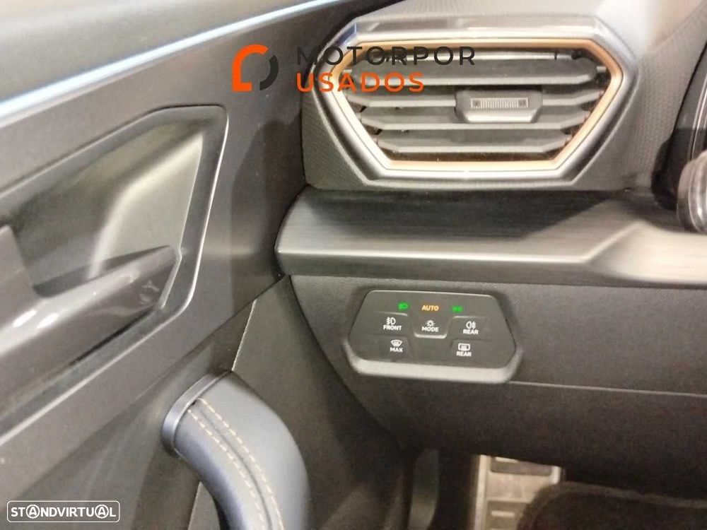 Cupra Leon ST 1.4 e-Hybrid MID DSG - 17