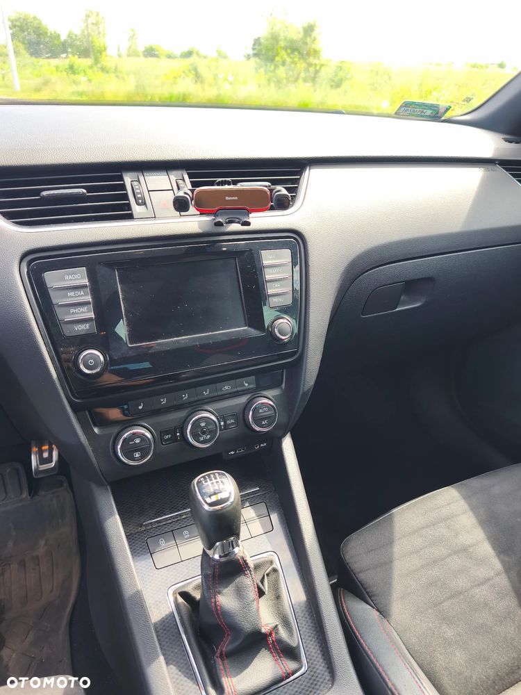 Skoda Octavia 2.0 TDI RS - 14